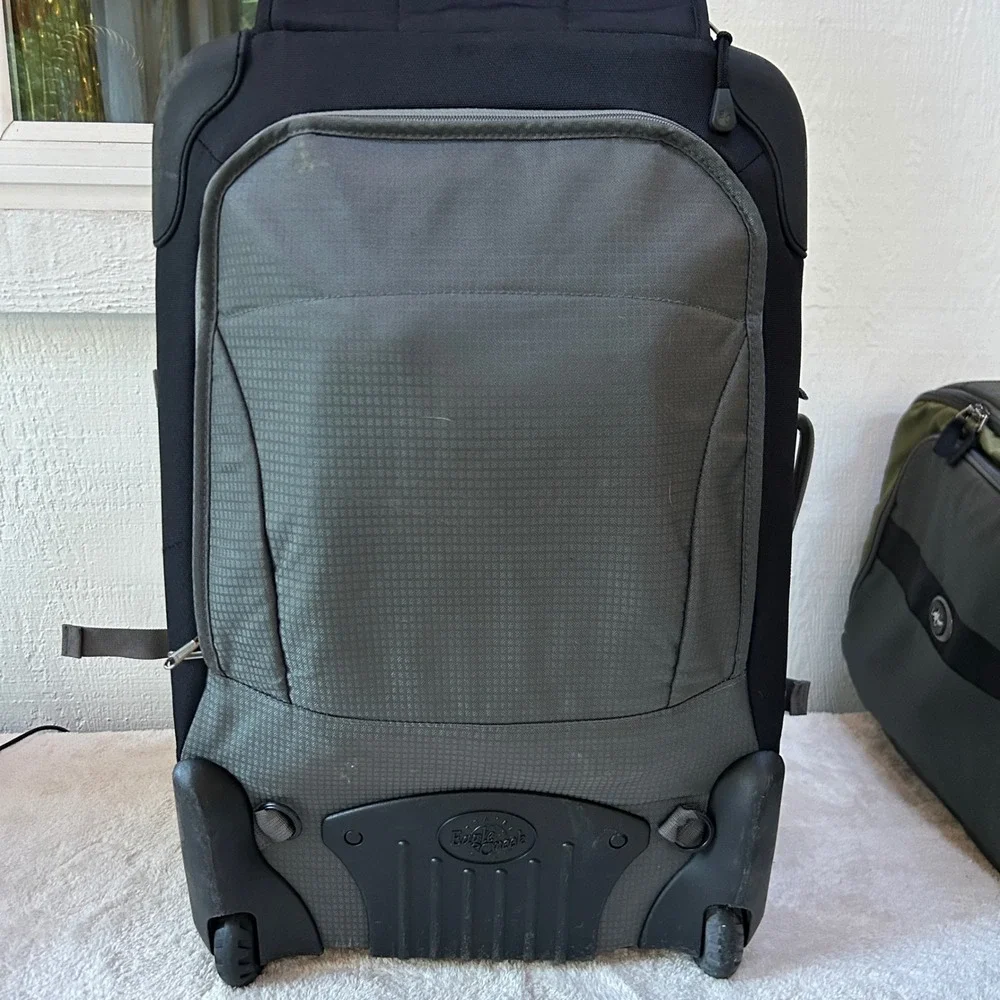 Eagle Creek 3 Piece Travel Set Switchback MAX ES22 w/backpack & CarryOn ES Tote